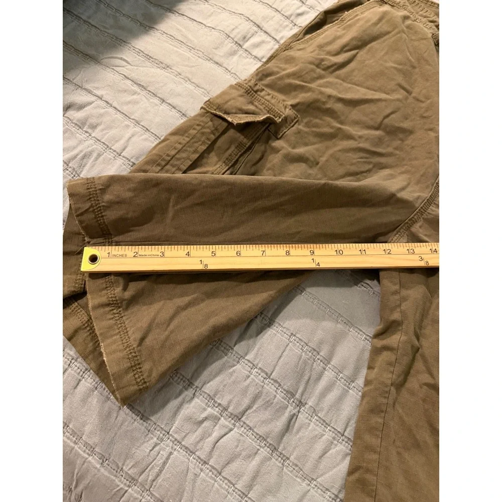 BKE Byron Mens Olive Green Cargo Shorts StandardFit Size 38 Cotton Ripstop B6771